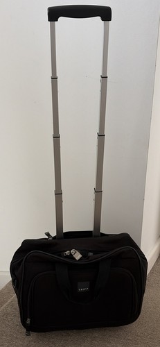 Tripp black wheeled holdall - 2,