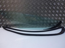 1985 Porsche 928 S2 Left Rear Quarter Glass Window Green Blue Tint Good Cond