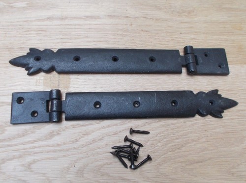 Pair cast iron - iron, gothic