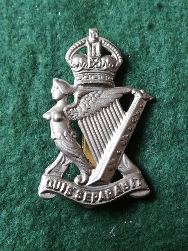 Royal irish rifles cap badge - royal,