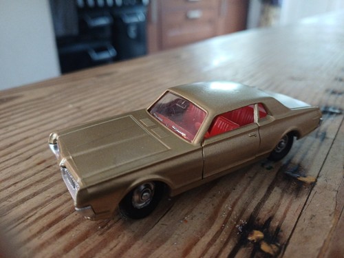 Matchbox mercury cougar - matchbox,