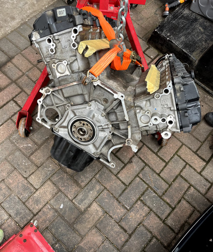 Ford mustang coyote v8 - 5.0,