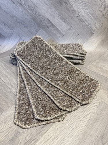 Carpet stair treads 100 - 14,