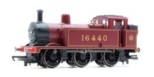 HORNBY 'OO' GAUGE BR MAROON