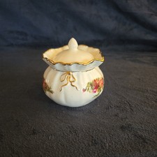 VINTAGE Royal Albert Old