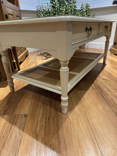 Laura ashley ivory clifton - laura,