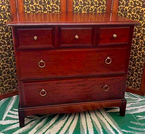 Stag minstrel mahogany chest - mahogany,