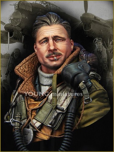 Young miniatures raf bomber - miniatures,