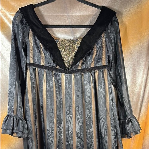 Vintage does victorian - 80’s,