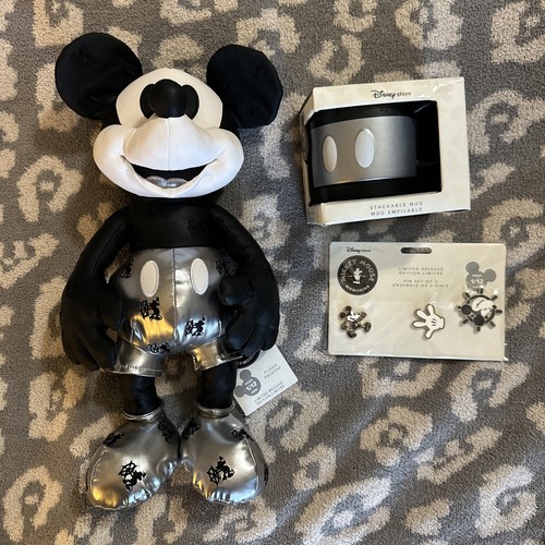 Mickey mouse memories - memories, series