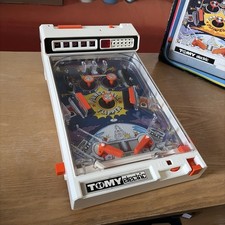 TOMY Electric Pinngg Ball