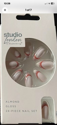 Three sets studio - studio, nails