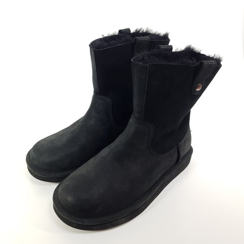 Ugg sequoia boots womens 37 - eu,