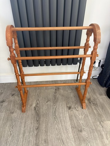 Vintage wooden towel rail - wooden,