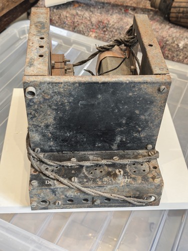 Vintage tube radio chassis - vintage,