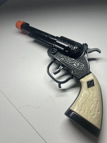 Vintage diecast metal western - metal,