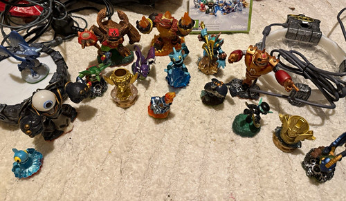 Huge skylanders bundle - huge,