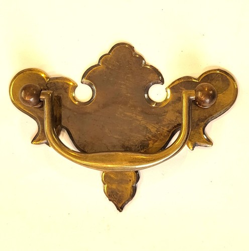 Solid brass plate handle pull