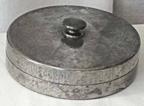 Circular box antique - circular,