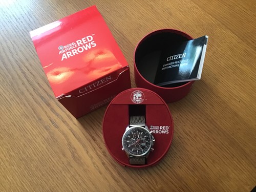 Citizen men red arrows - citizen,