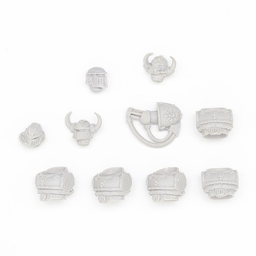 Iron warriors torsos heads - iron,