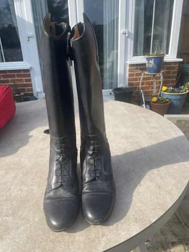 Nearly new mark todd - new, leather
