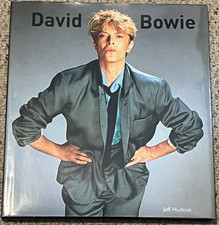 2010 DAVID BOWIE HARDCOVER BOOK JEFF HUDSON LIKE NEW FREE SHIPPING First Edition