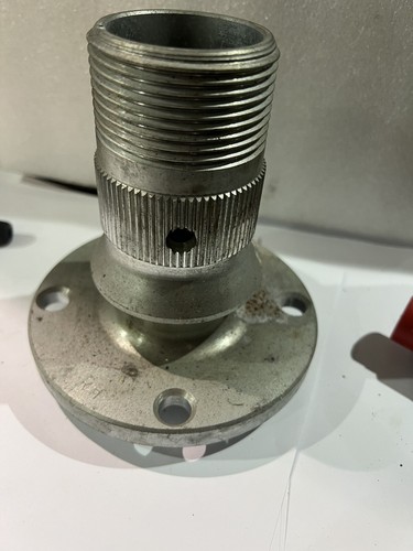 Mgb front splined hub - front,