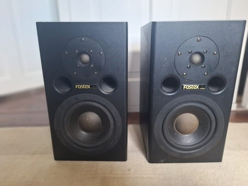 Fostex studio monitors - pm-1,