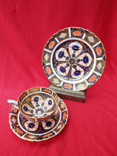 Royal crown derby old imari - royal,