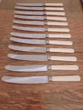 Superb Vintage Cased Set 1 2 Faux Bone Handle DINNER KNIVES - Ensee of Sheffield