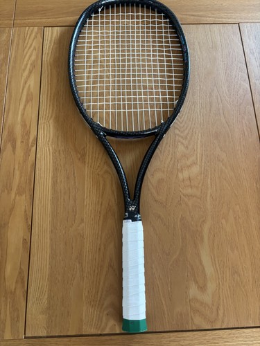 Yonex mid size plus - size,