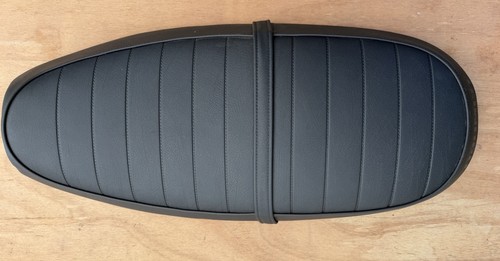 Triumph motorcycle seat - triumph,