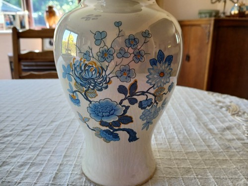 Sadler ceramic cream vase - sadler, with