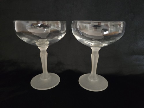 Frosted stem champagne - 2,