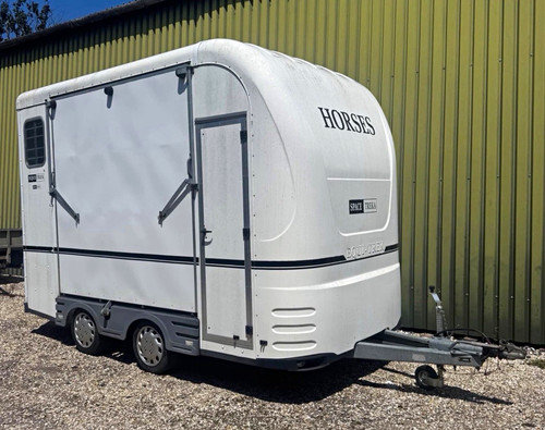 Equi trek space - space-trek, 2