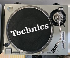 2 x Technics SL1200 MK2