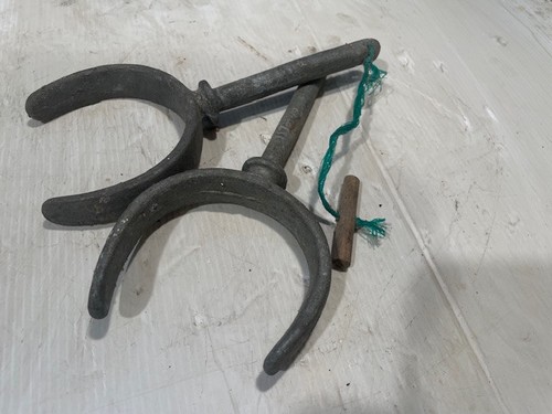 Vintage cast galvanised row - cast,