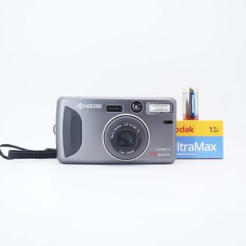 Kyocera yashica zoom point - yashica,