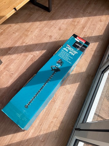 Makita 40v hedgecutter - makita, 600