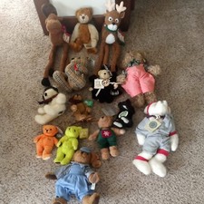 J.B Bean Hallmark ganz Holiday