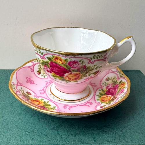 Royal albert rose - albert, cameo