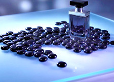 41x Shiny Speckled Black Glass