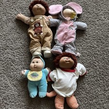 LOT 4 Cabbage Patch Kids -  1985 #9 Coleco, Teddy Bear Overalls, Bunny, Baby