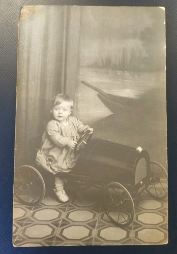 1910s child studio - 1910s, prop