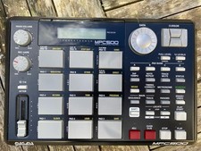 Akai MPC 500 Drum Machine