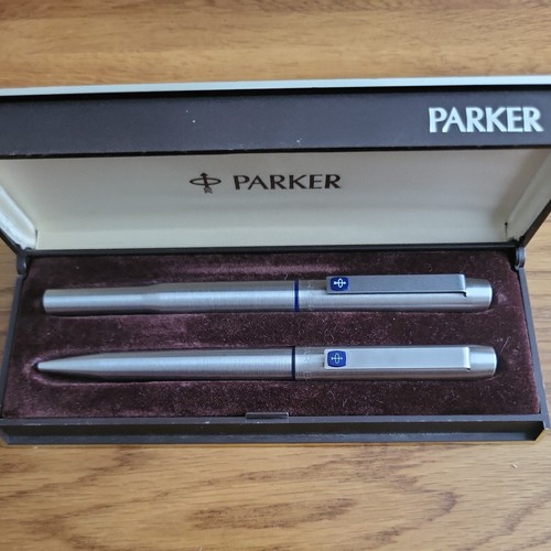 Vintage parker blue trim - vintage,