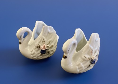 Vintage swan trinket dishes - vintage,