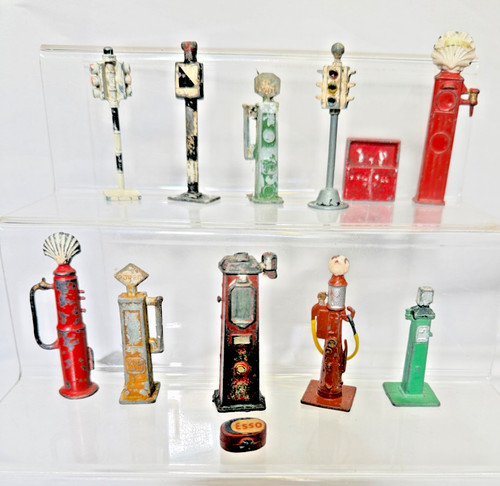 Diecast roadside accessories - diecast,