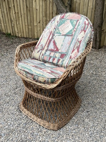 Vintage peacock chair - peacock,